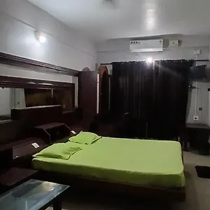 Tourist , Manjeri India