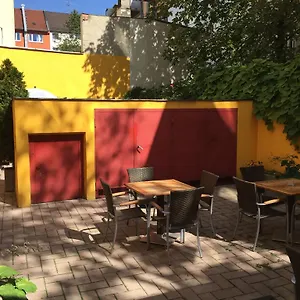 Hotel Antares, Mnichov